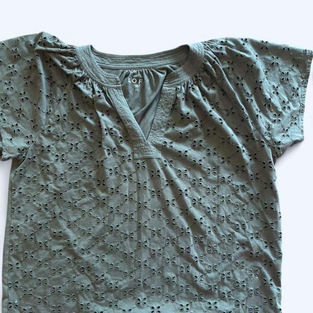 LOFT Women's Olive Eyelet Short Sleeve Top